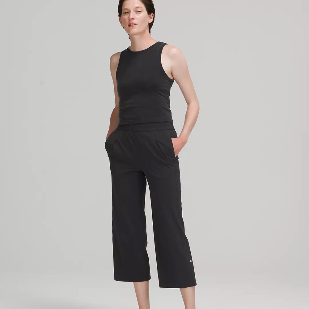 Lululemon Tank size small in black